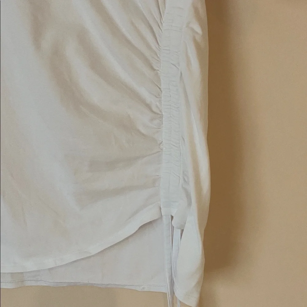Lululemon white side cinch ruched tee